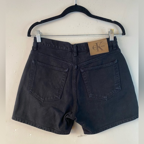 Vintage Calvin Klein Black Mom Shorts High Waisted Button Fly Denim Size 9 (29W) - Picture 3 of 14